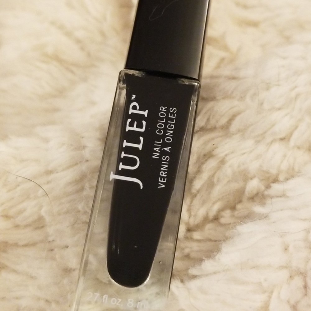 Julep "Johnny" nailpolish